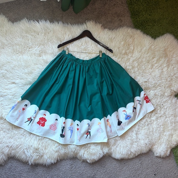 Gorgeous Green BARBIE Circle Skirt by Unique Vintage - Picture 1 of 5